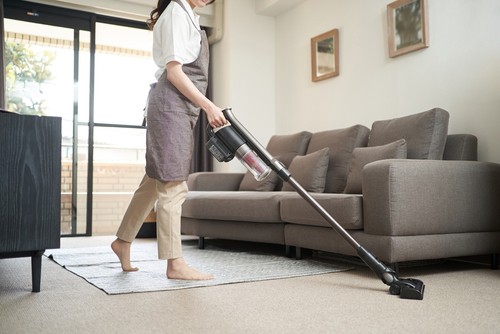 Choosing the Right Part-time Helper For Spring Cleaning (2023 Guide)